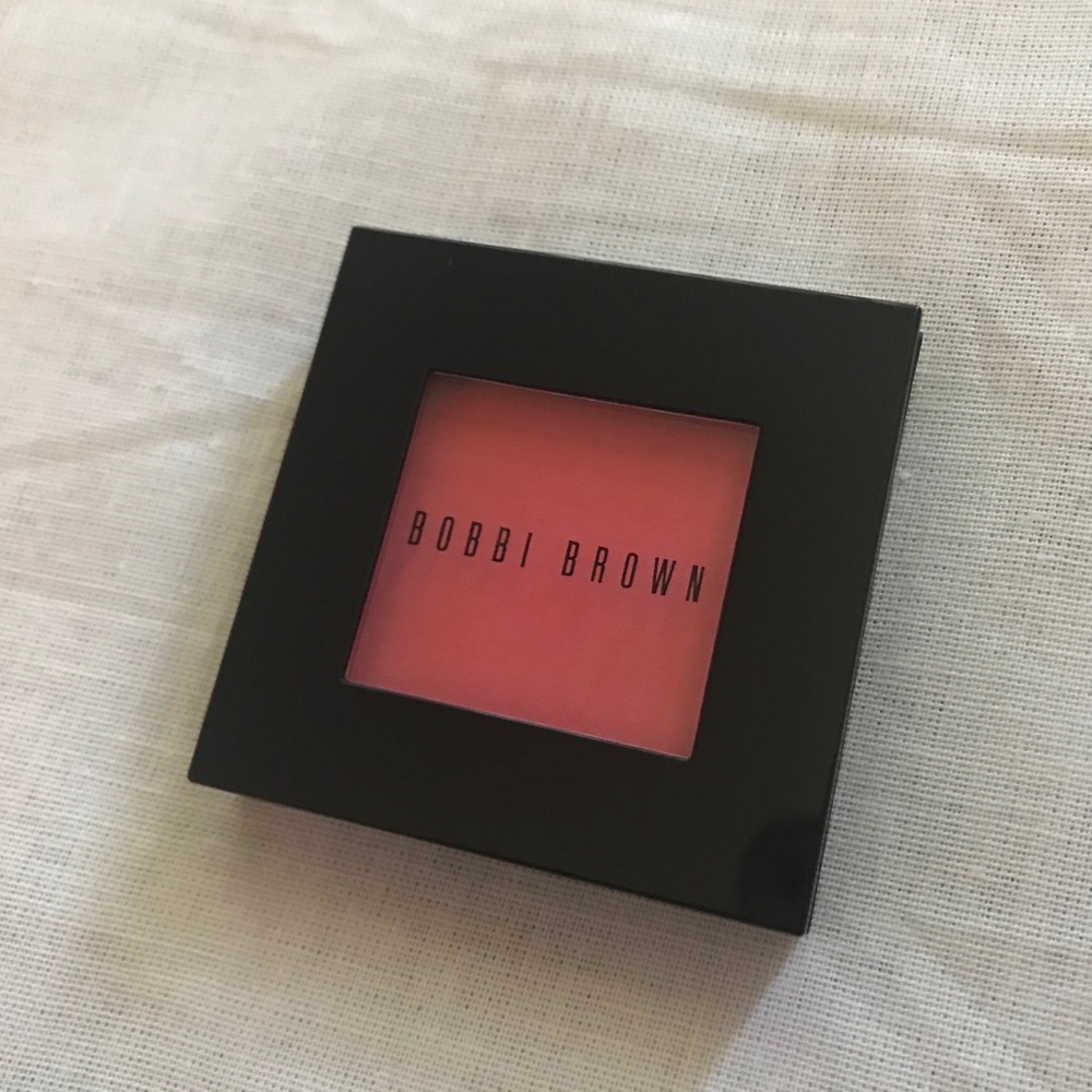 Bobbi Brown Blush Apricot Silky Smooth Powder
